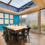 Fabulous House - A Gem In Chic Western Paris