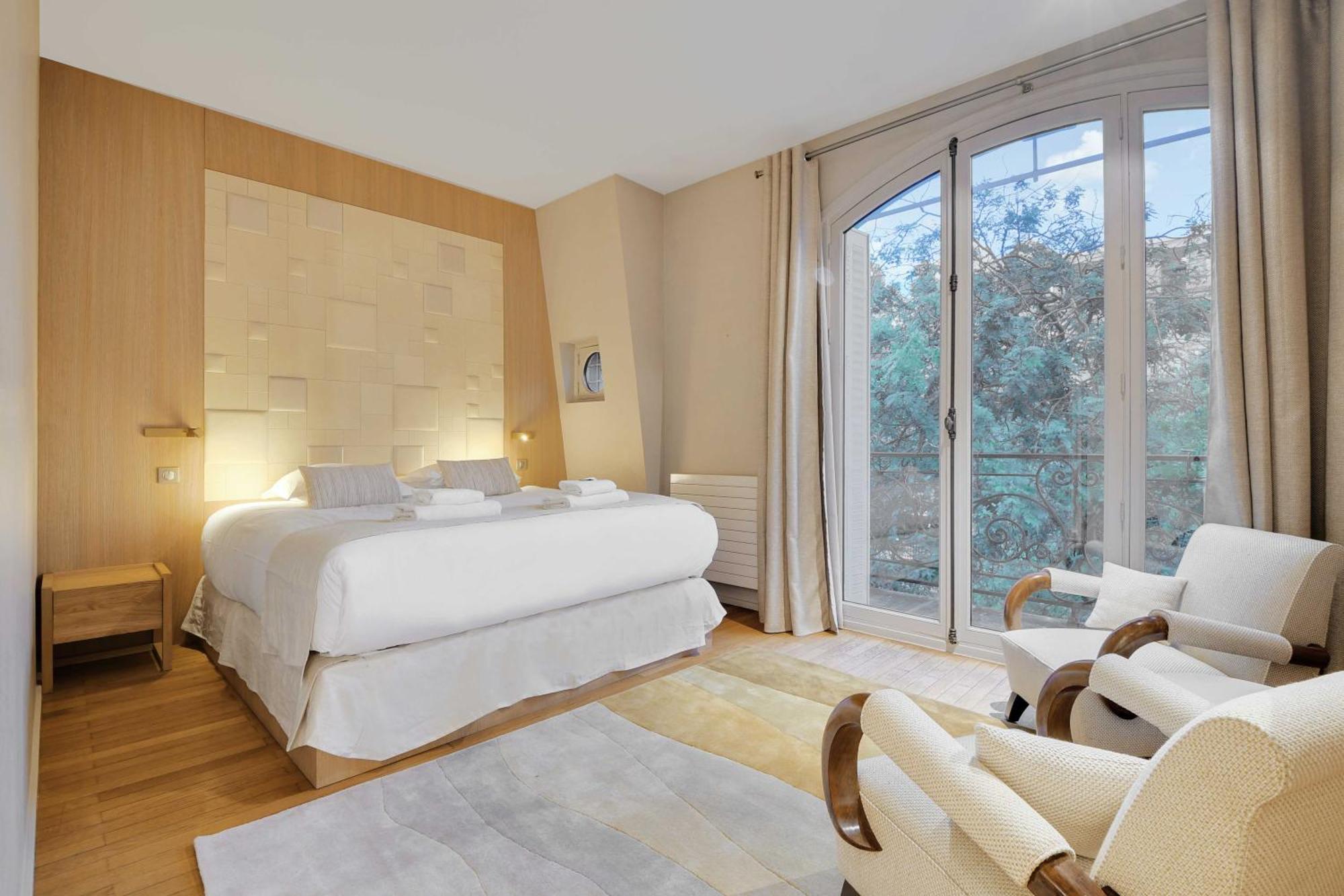 Fabulous House - A Gem In Chic Western Holiday home