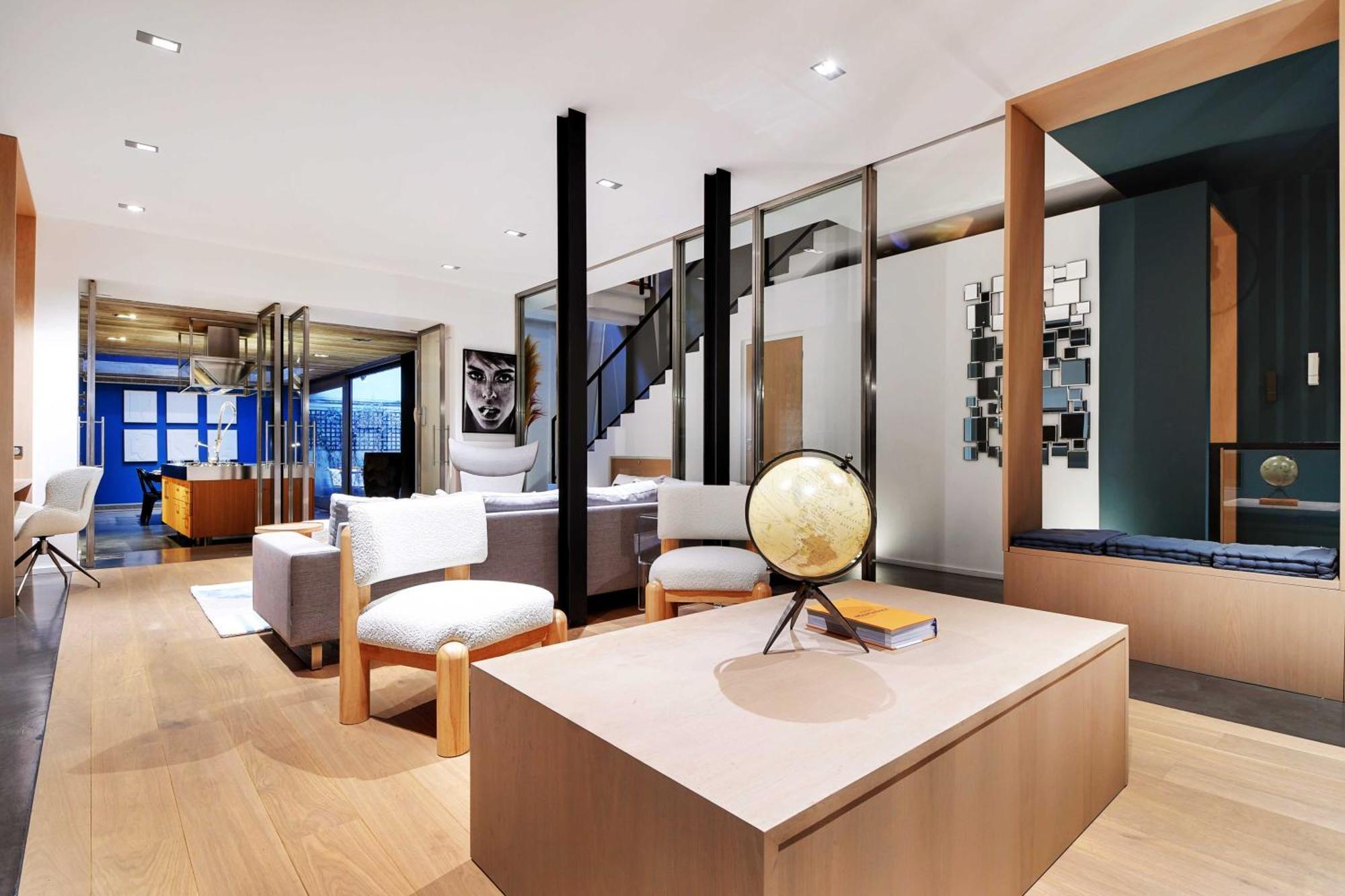 Fabulous House - A Gem In Chic Western * Paris